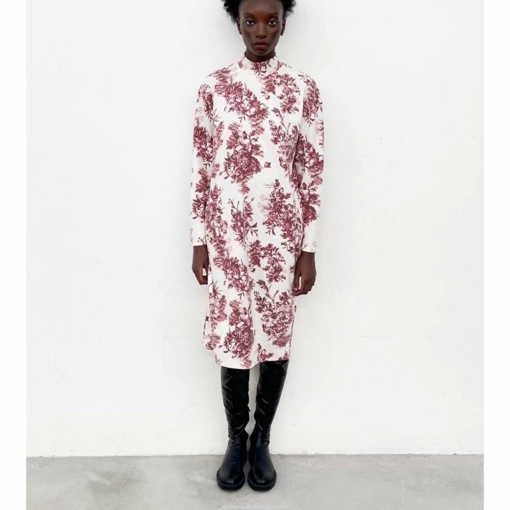 *NWT* Zara Printed Soft Dress